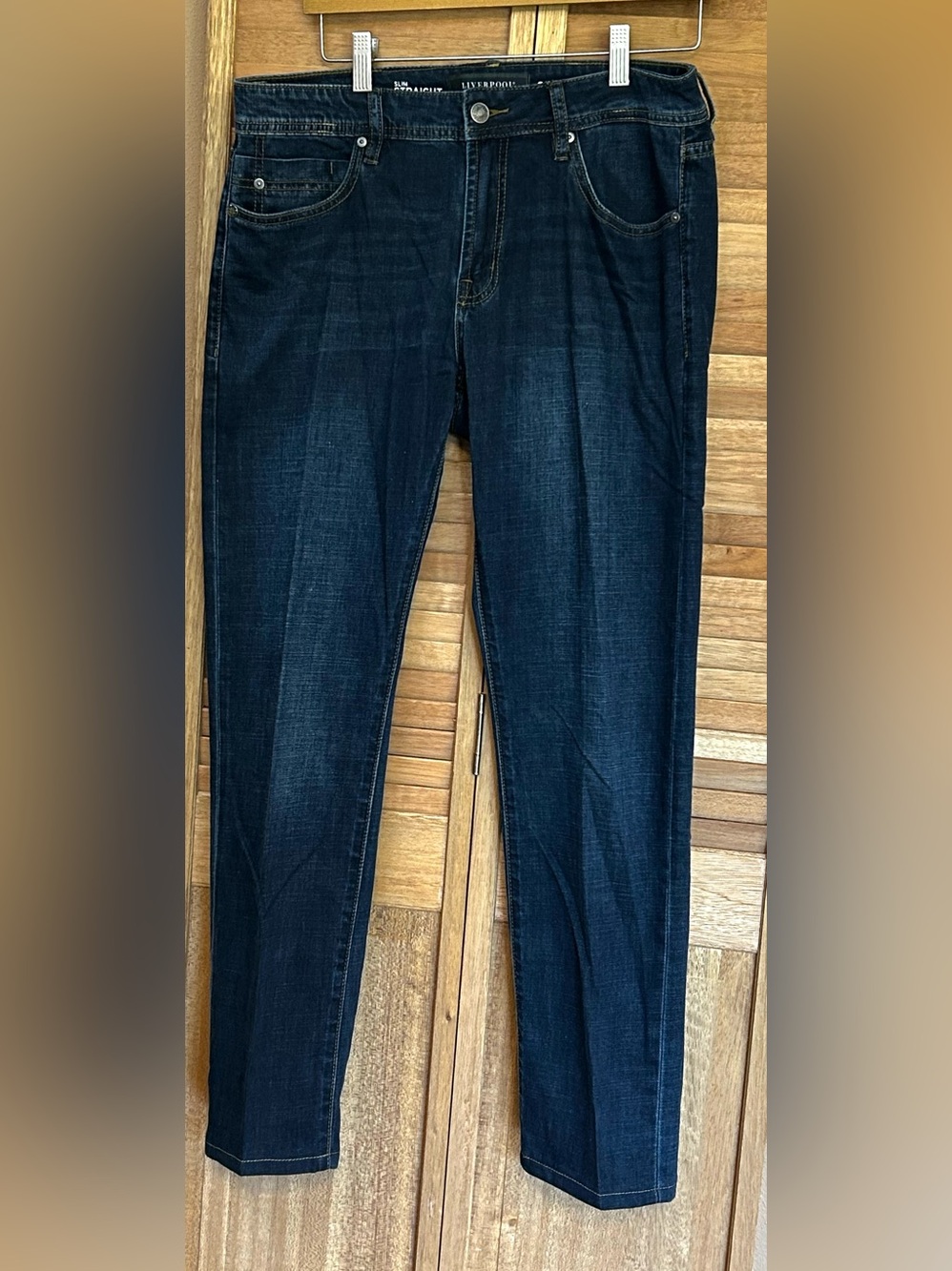 Liverpool mens size 33x32 dark Slim Straight blue jeans